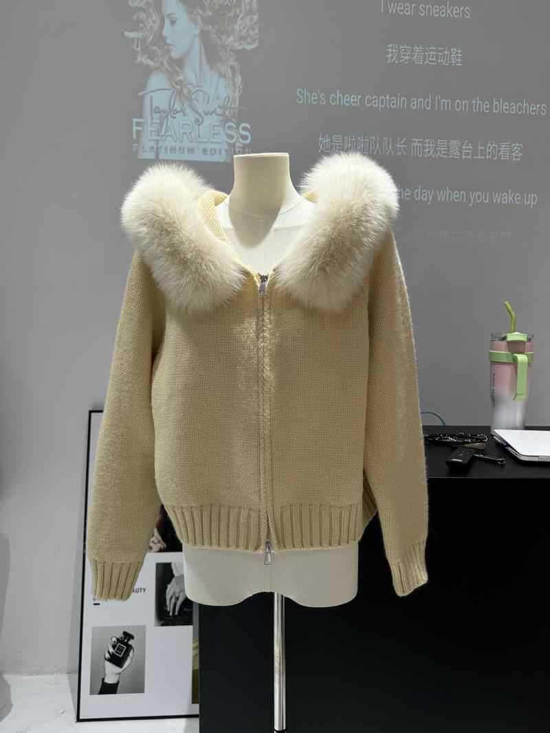 Solitaire woollen hoodie zipper jacket