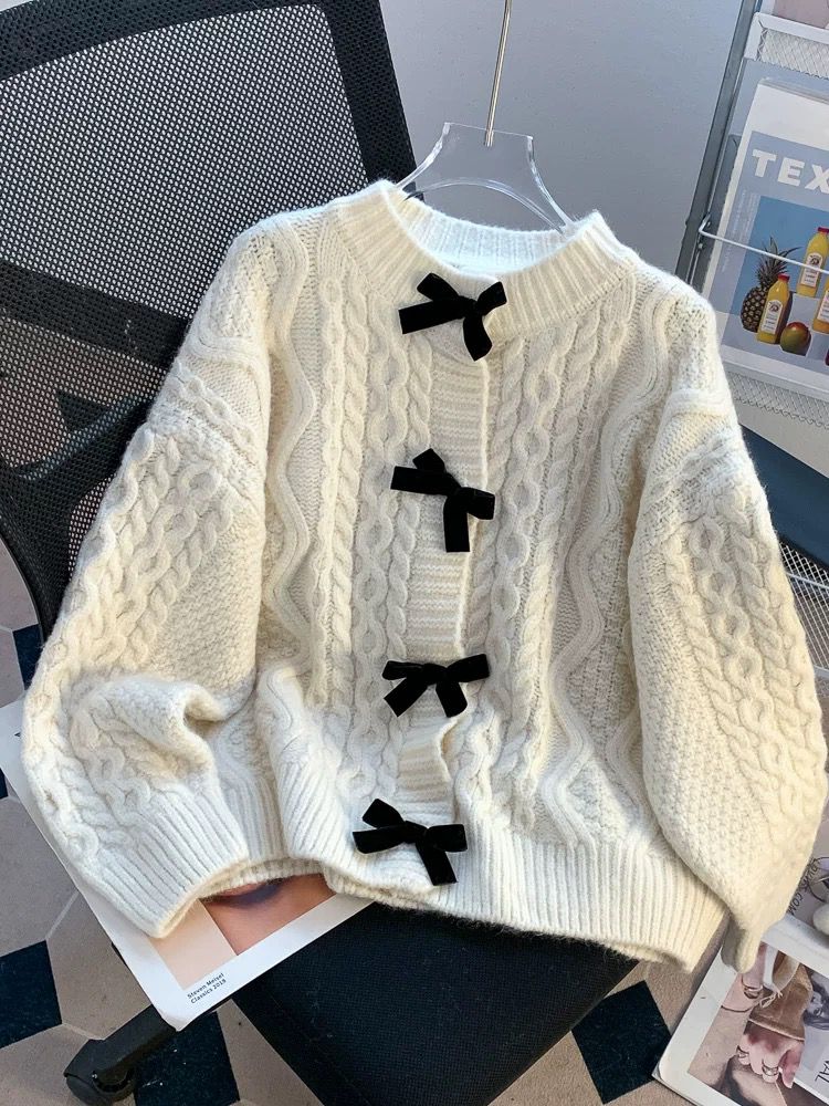 Brownie bow pullover