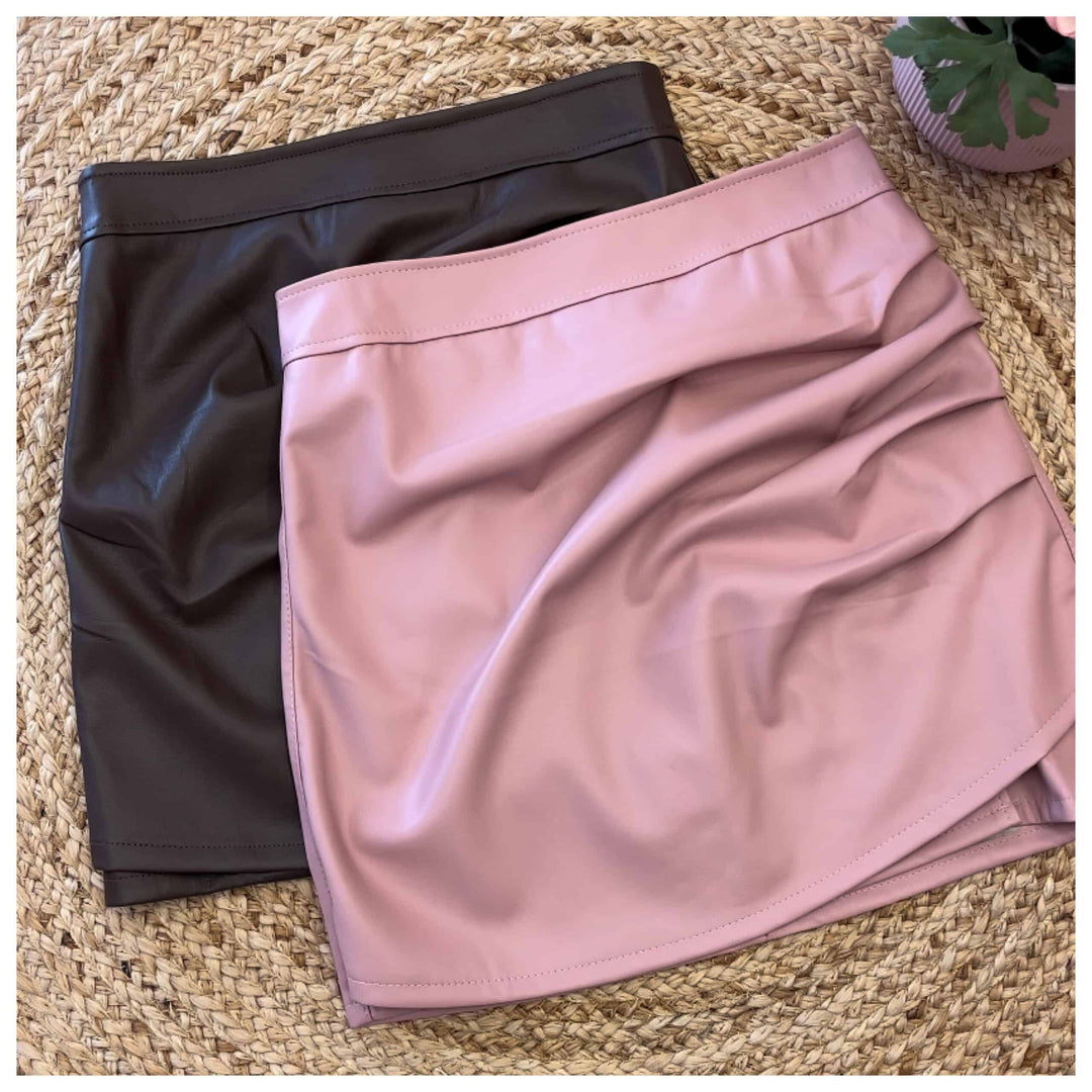 Tulip faux leather skirt