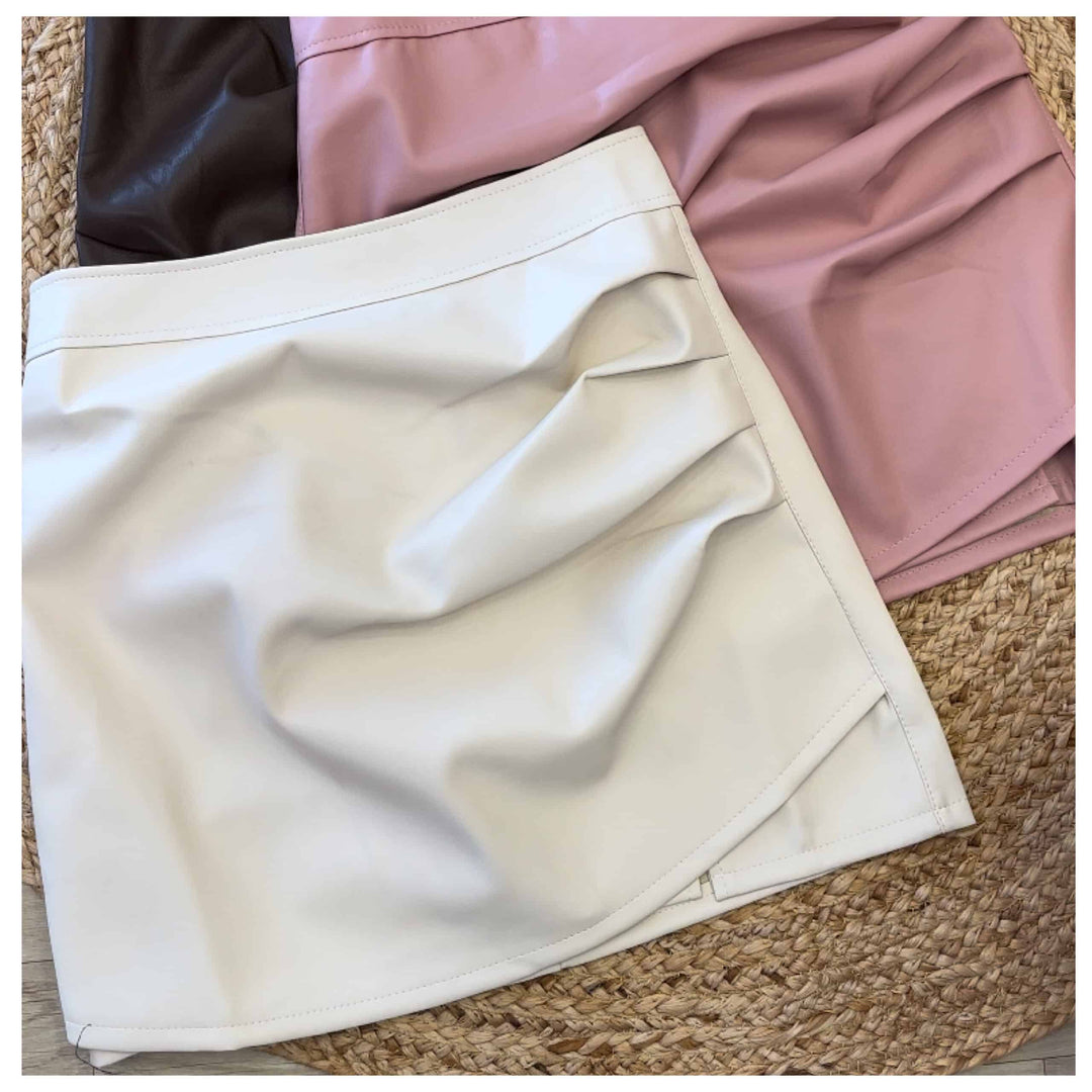Tulip faux leather skirt
