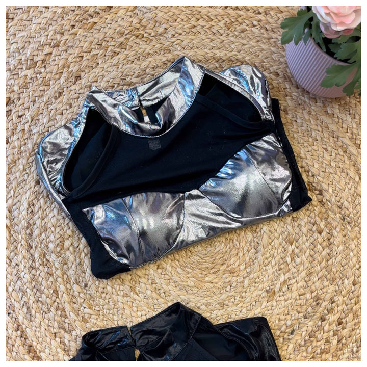 Ken metallic top